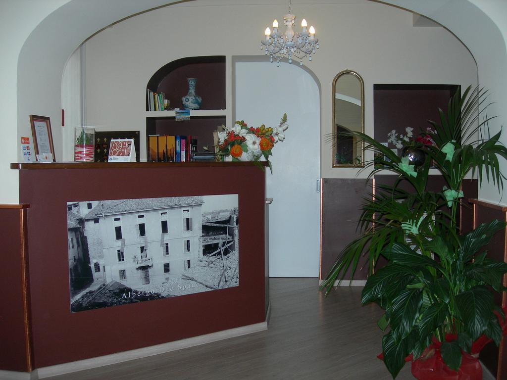 Hotel Due Spade Фіденца Екстер'єр фото