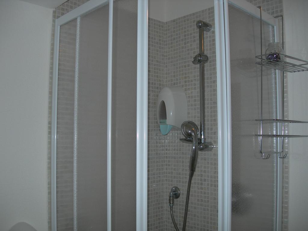 Hotel Due Spade Фіденца Номер фото