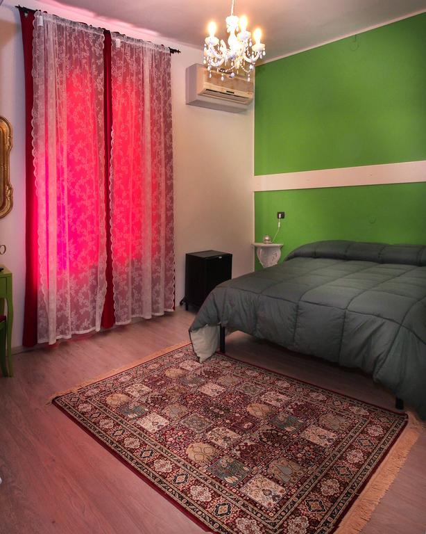 Hotel Due Spade Фіденца Номер фото