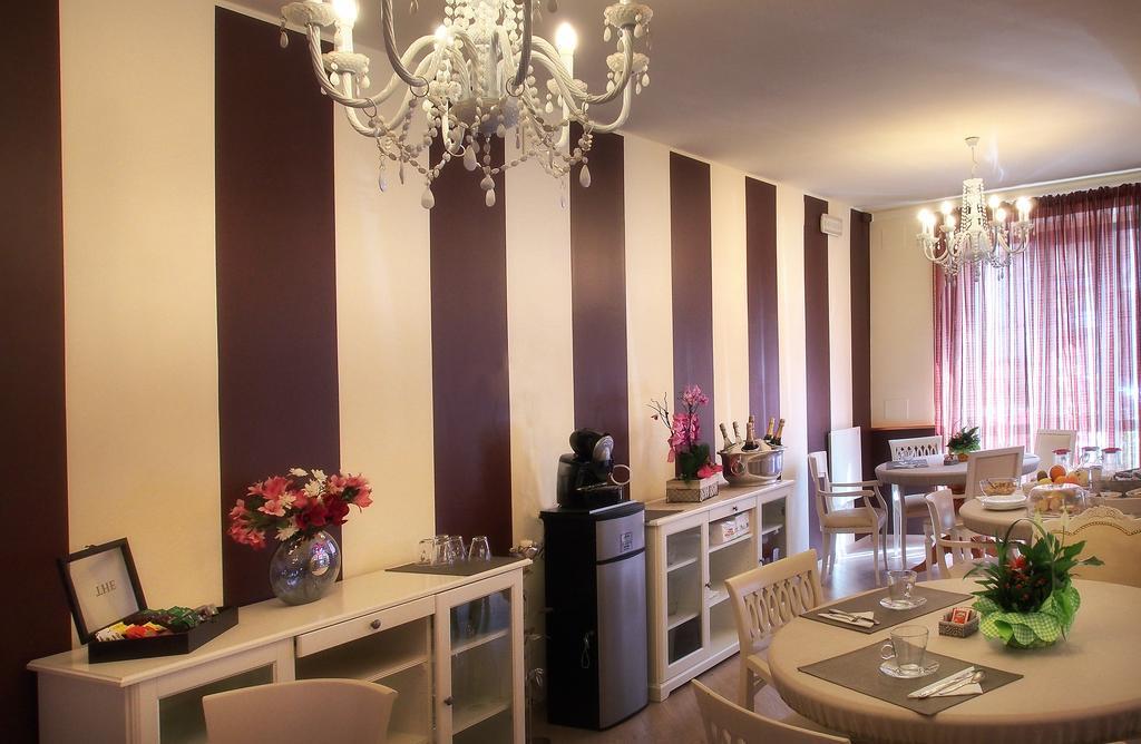 Hotel Due Spade Фіденца Екстер'єр фото