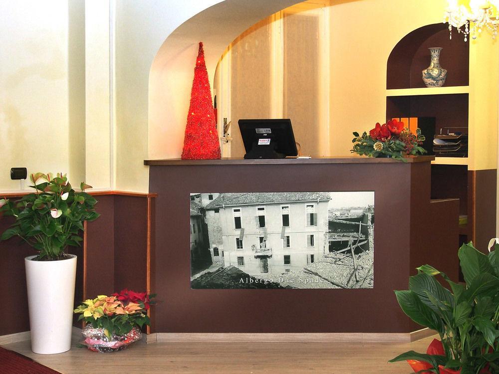 Hotel Due Spade Фіденца Екстер'єр фото