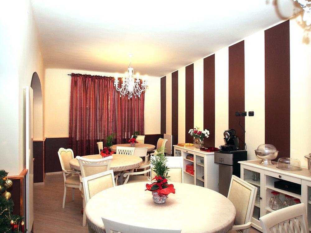 Hotel Due Spade Фіденца Екстер'єр фото