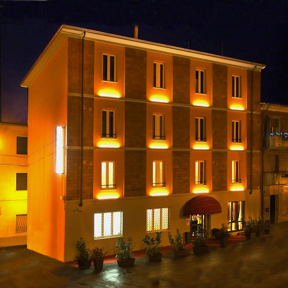 Hotel Due Spade Фіденца Екстер'єр фото